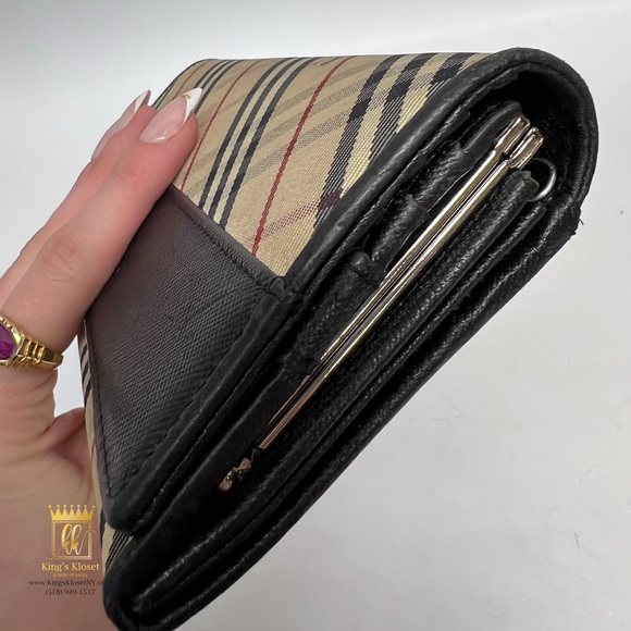 Burberry long wallet - Picture 5 of 11